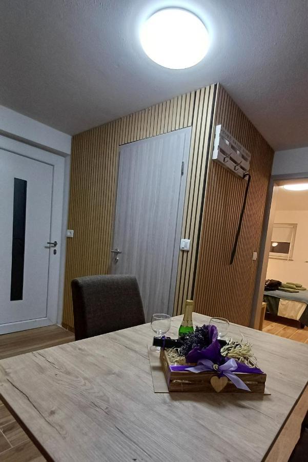 Apartment Apartmaji Stars Mavcice